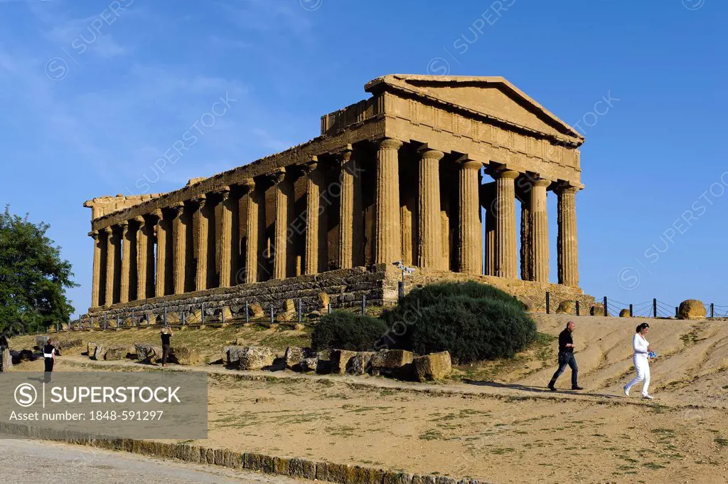 Tempio della Concordia, Concordia Temple, Agrigento, Unesco World Heritage Site, Sicily, Italy, Europe