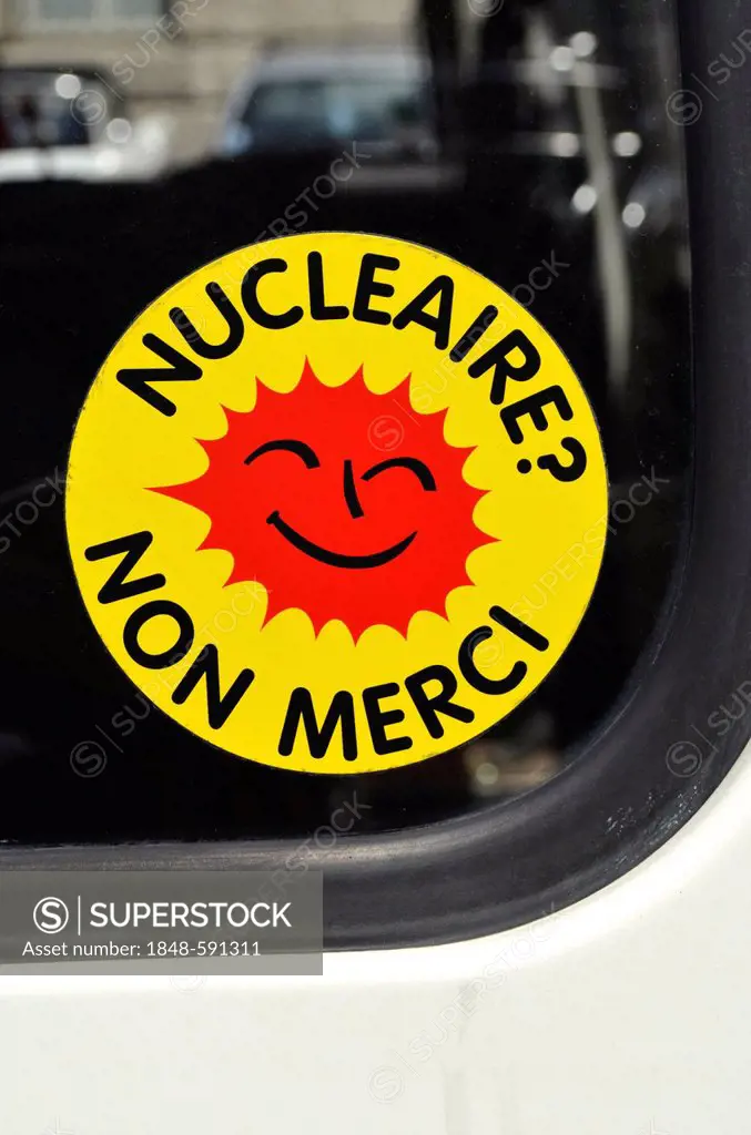Nucleaire Non Merci, anti nuclear power sticker on an R4, vintage Renault car, rear window
