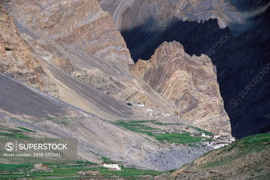 Village of Photoksar or Photaksar, Zanskar, Ladakh, Jammu and Kashmir, North India, India, Himalayas, Asia