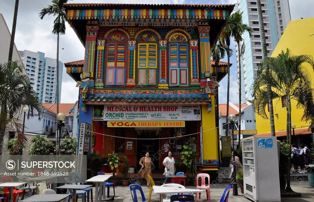 Facade in the Little India quarter, Singapore, Southeast Asia, Asia