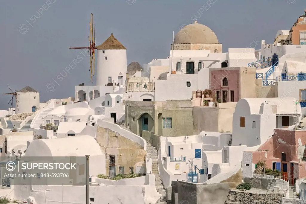 View of the village of Oia, Santorini Island, Cyclades, Greece, Europe