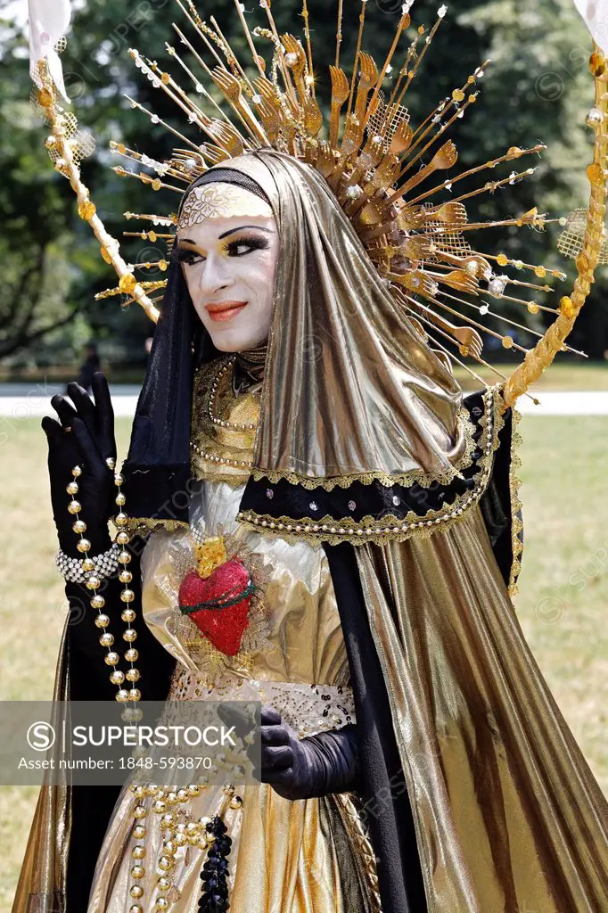 Drag queen Abajur, dressed artistically as Madonna with a halo, Christopher Street Day in Duesseldorf, North Rhine-Westphalia, Germany, Europe