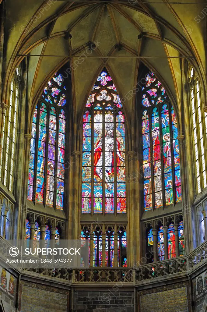 Stained-glass windows, apse, Gothic St. Vitus Cathedral, Prague Castle, Hradcany, Prague, Bohemia, Czech Republic, Europe