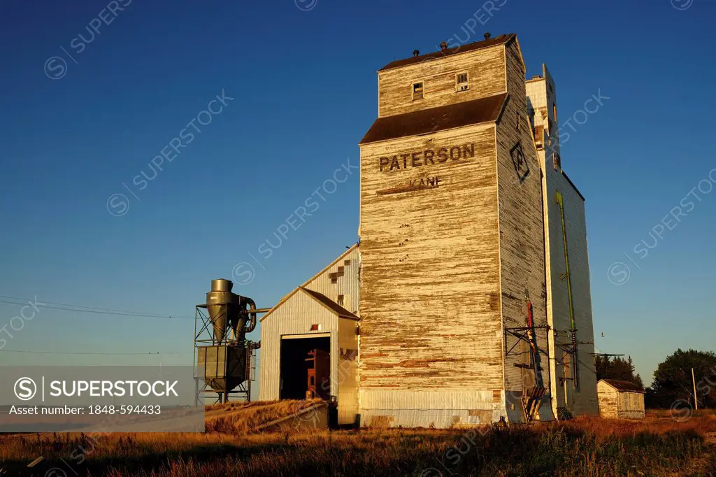 Granary, grain elevator, Manitoba, Canada