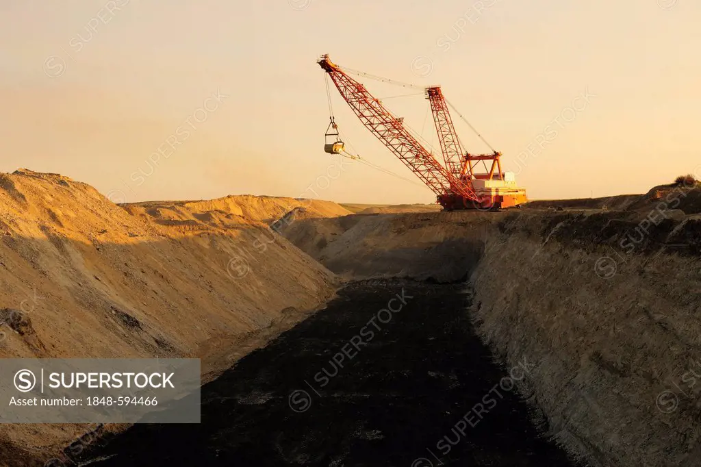 Coal mining, open cast mining with a crane in Coronach, Saskatchewan, Canada