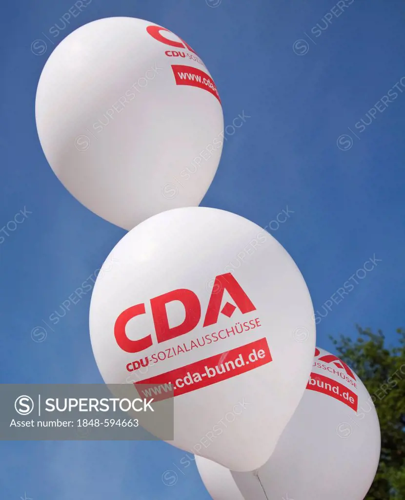 Balloons, marked CDA, CDU Sozialausschuesse or social committees