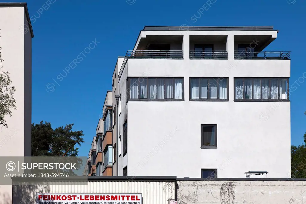 Grosssiedlung Siemensstadt housing estate, also known as Ringsiedlung, built between 1925 and 1930 by architects Otto Bartning, Hans Scharoun, Walter ...