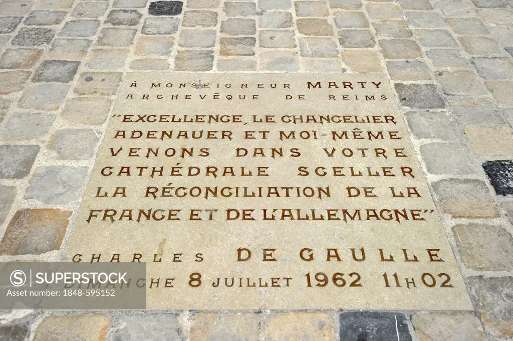 Inlaid floor slab, memorial plaque in honor of Konrad Adenauer and Charles de Gaulle to further the Franco-German reconciliation after World War II, i...