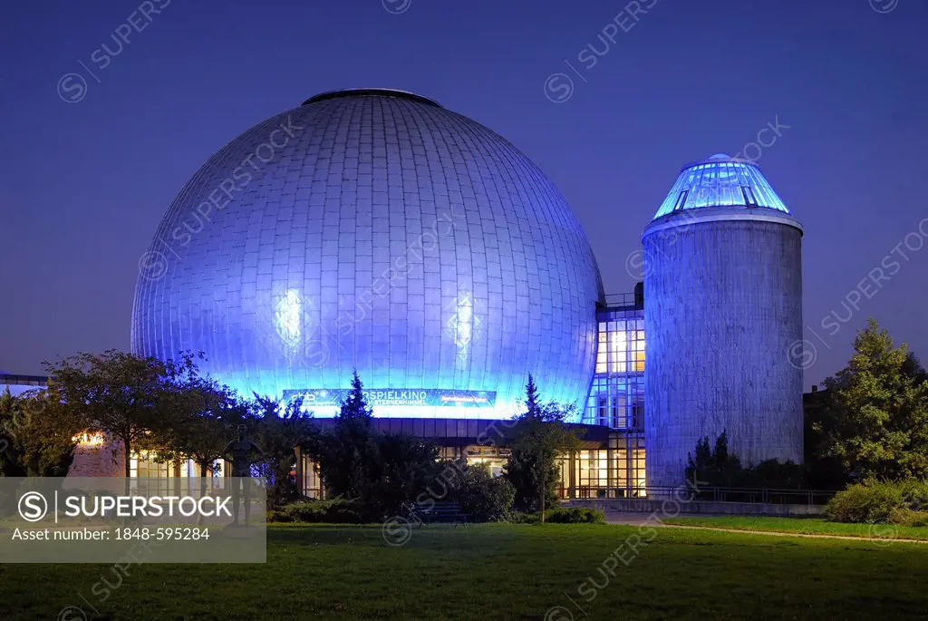 Zeiss Planetarium at night, Ernst-Thalmann-Park, Prenzlauer Berg, Pankow, Berlin, Germany, Europe