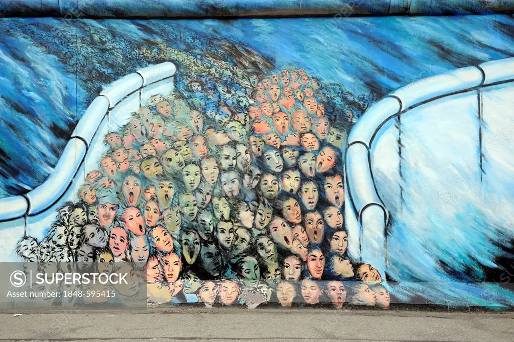 Mural, crowds breaking through the Berlin Wall, the fall of the Berlin Wall, Berlin Wall, East Side Gallery, Berlin, Germany, Europe