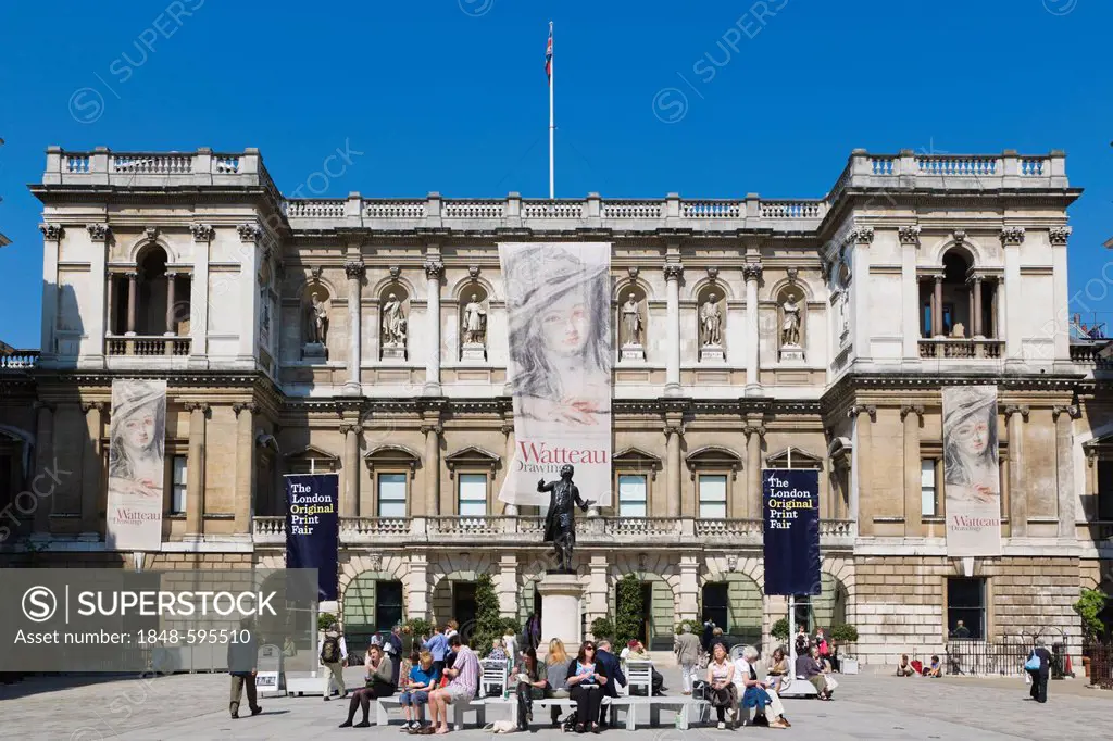 The Royal Academy of Arts, Burlington House, Piccadilly, London, England, United Kingdom, Europe