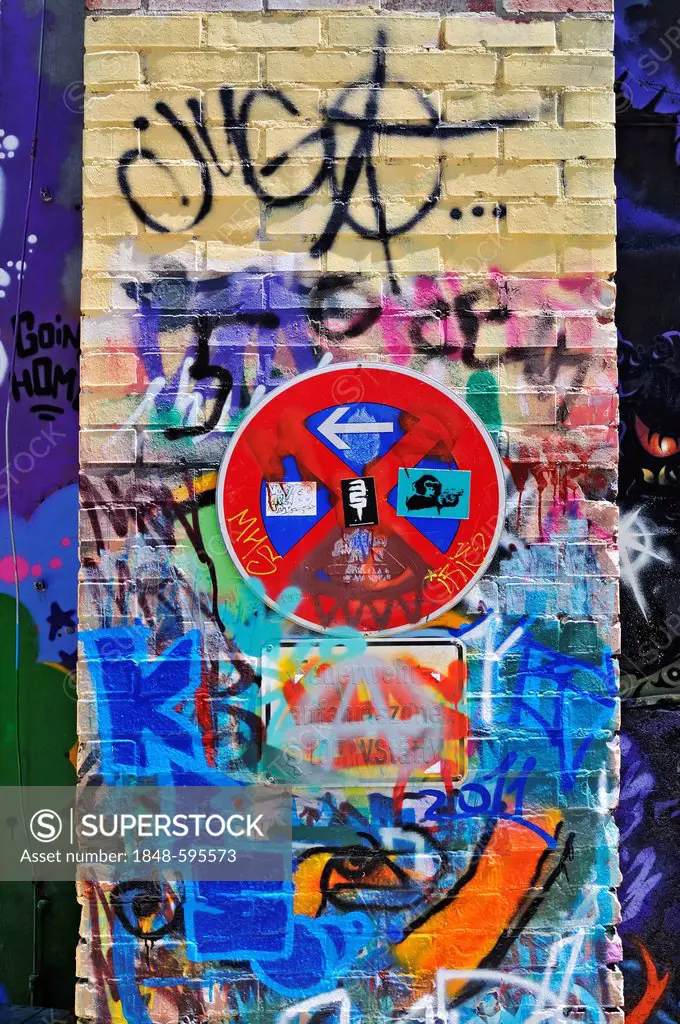 Graffiti with a No Stopping sign at the Theater-Halle 7, Gerolsteiner Ring, Munich, Bavaria, Germany, Europe, PublicGround