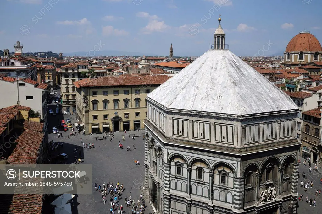 The Florence Baptistry or Battistero di San Giovanni, Florence, Tuscany, Italy, Europe