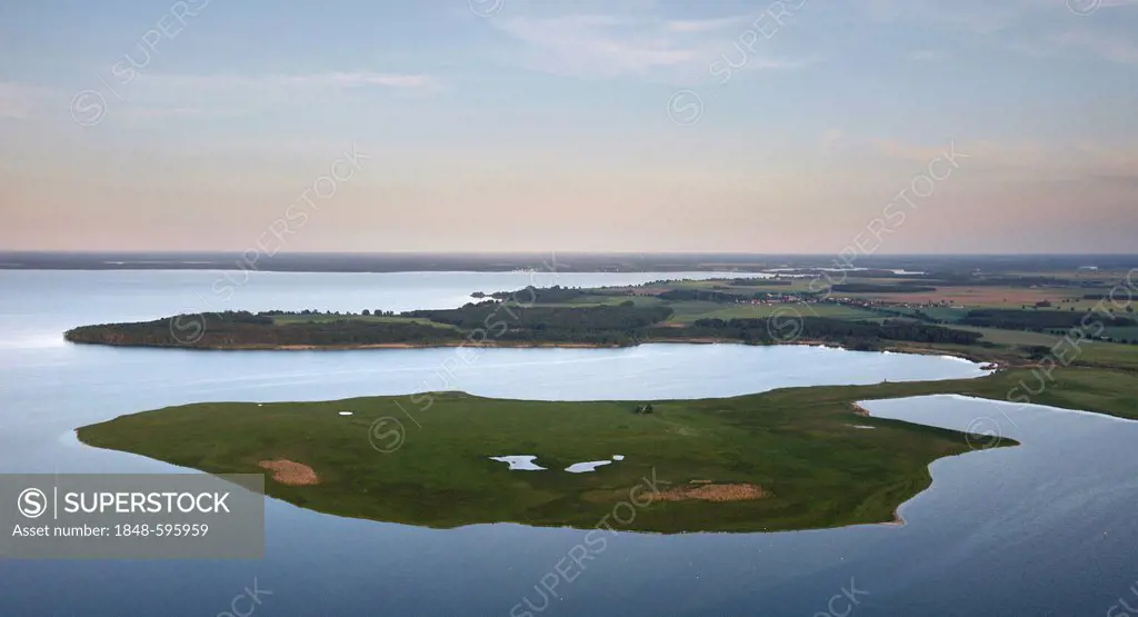 Aerial view, Grosser Schwerin peninsula, Naturschutzgebiet Grosser Schwerin mit Steinhorn nature reserve, Mueritzsee, Mueritz county, Mecklenburg-West...
