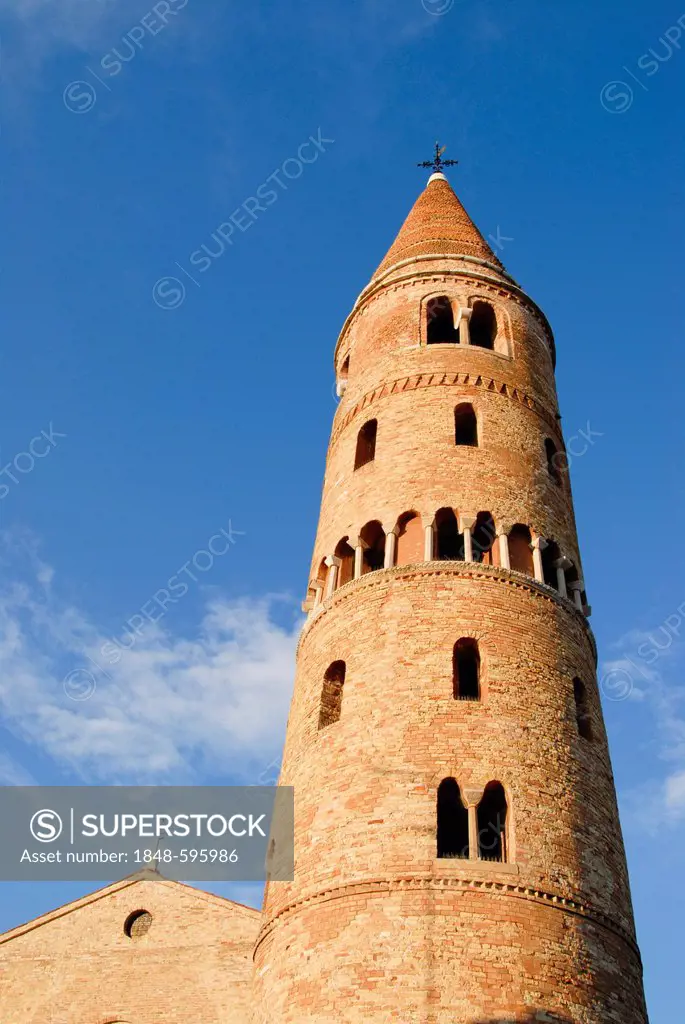 Round steeple, Romanesque belfry or bell tower, Catholic Cathedral of St. Stephen, Caorle, Venice Province, Veneto, Italy, Europe