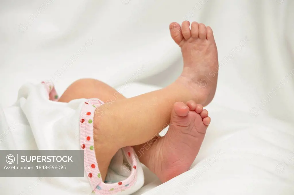 Feet of a newborn baby, 5 days after birth