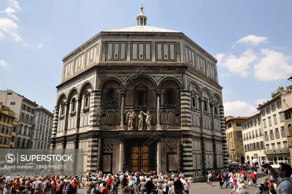 The Florence Baptistry or Battistero di San Giovanni, Florence, Tuscany, Italy, Europe