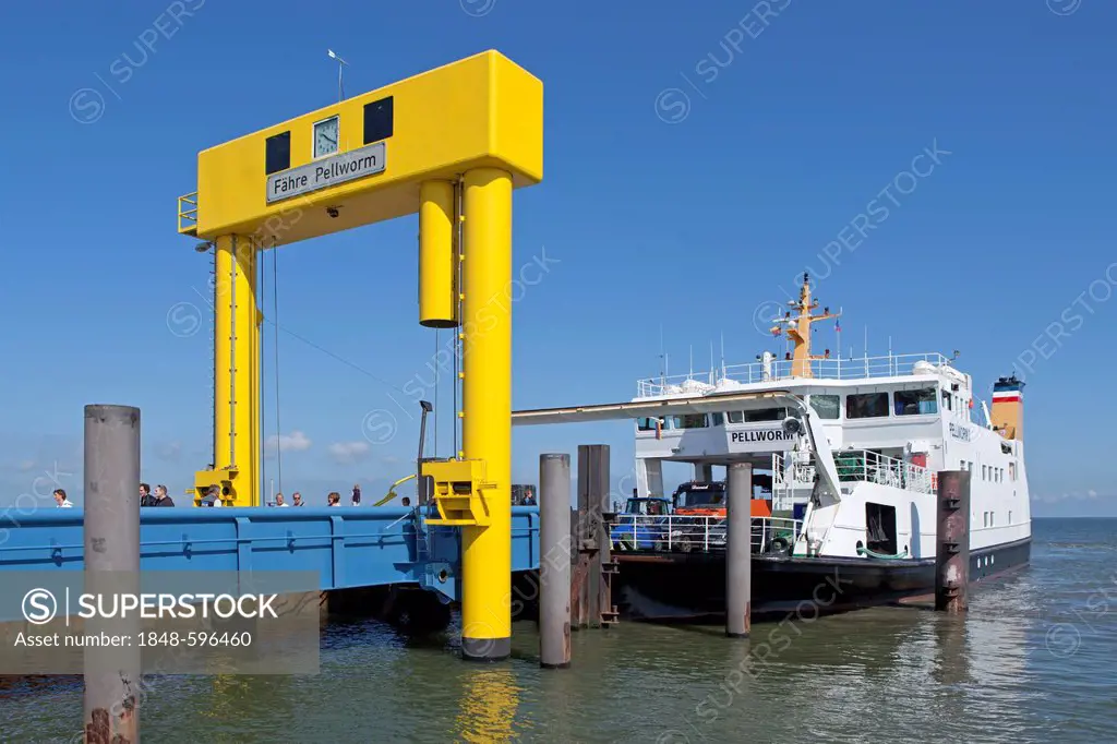 Ferry to Pellworm, Strucklahnungshoern, Nordstrand, North Friesland, Schleswig-Holstein, Germany, Europe, PublicGround