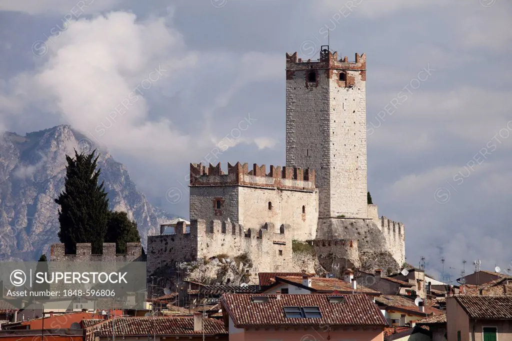 Castello Scaligero castle, castle rock with the Scaliger Castle, Malcesine, Veneto, Italy, Europe, PublicGround