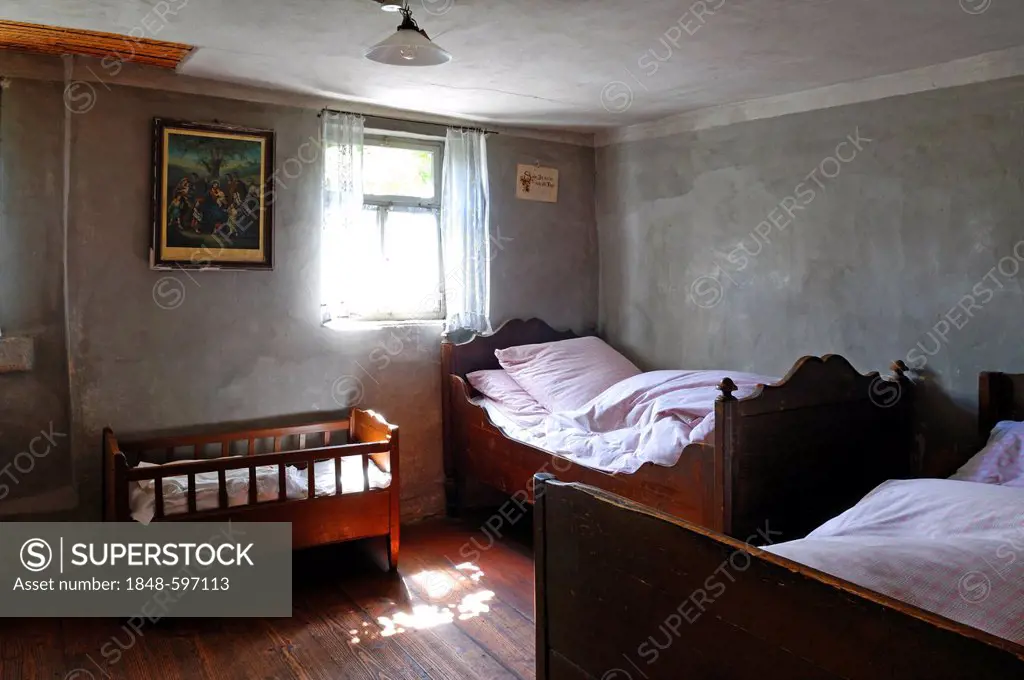 Bedroom, farmhouse from Herrnbechtheim, Franconian open-air museum, Eisweiherweg 1, Bad Windsheim, Middle Franconia, Bavaria, Germany, Europe