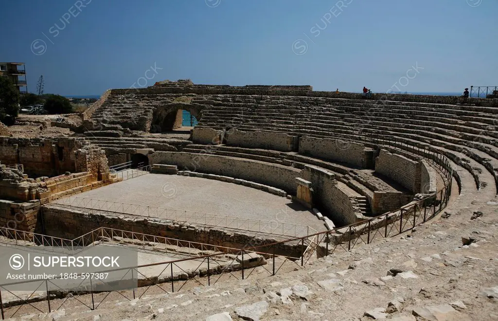 Roman amphitheater in Tarragona, Catalonia, Spain, Europe