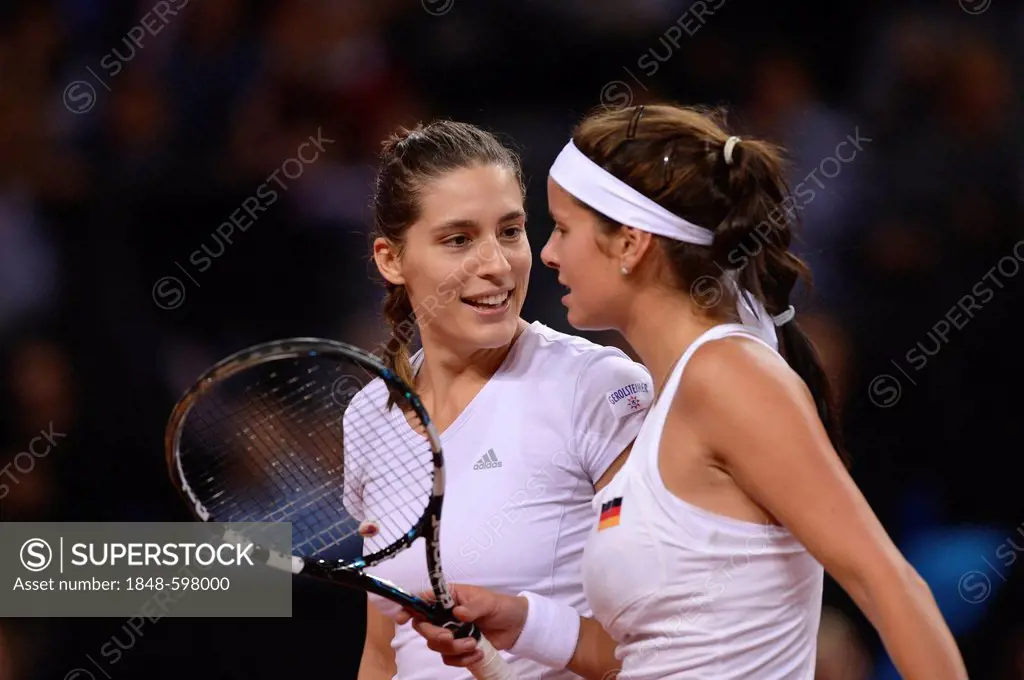 Julia Goerges and Andrea Petkovic, GER, discussing strategy, Ladies' Tennis, Doubles, FedCup, Fed Cup, World Group Play-offs, Germany vs Australia, Po...