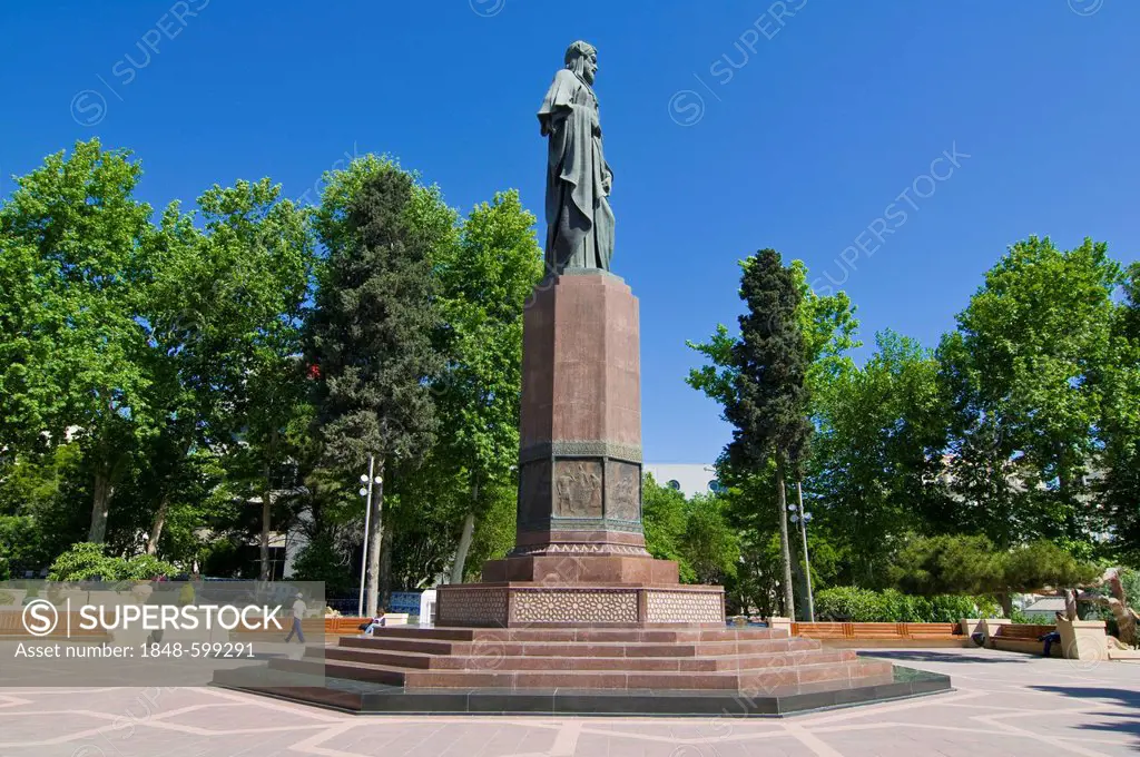Statue of the poet Nezami, Baku, Azerbaijan, Caucasus, Middle East