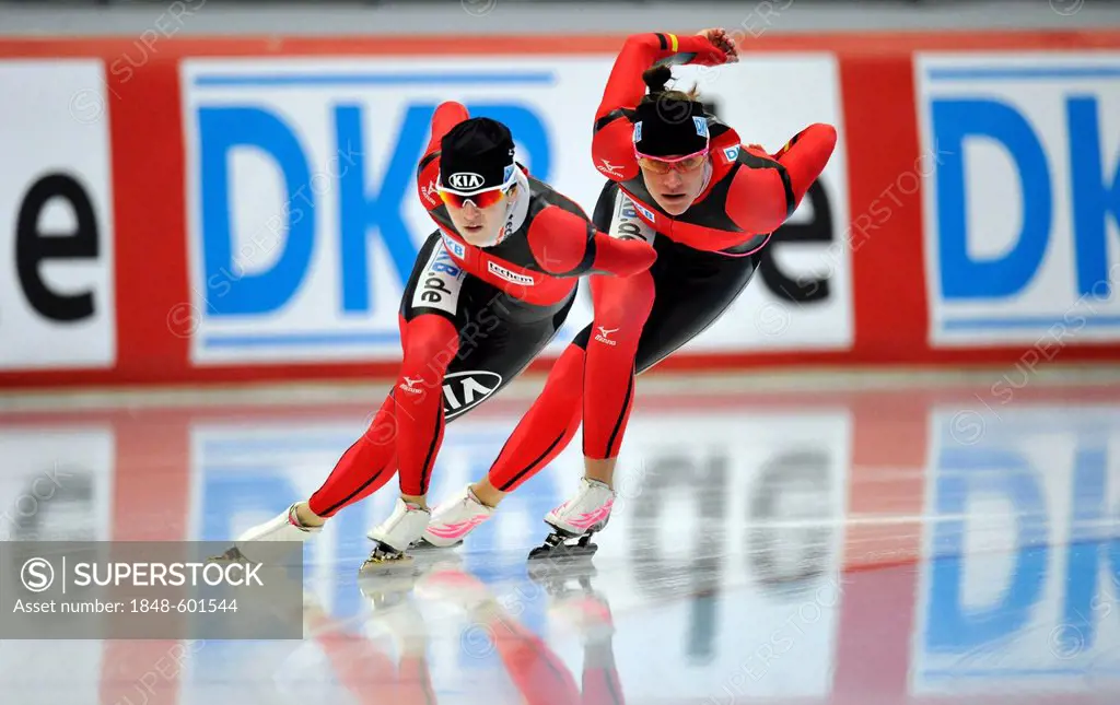 Judith Hesse and Gabriele Hirschbichl, Germany, during training, Essent ISU World Speedskating Championships 2011, Inzell Skating Stadium, Upper Bavar...