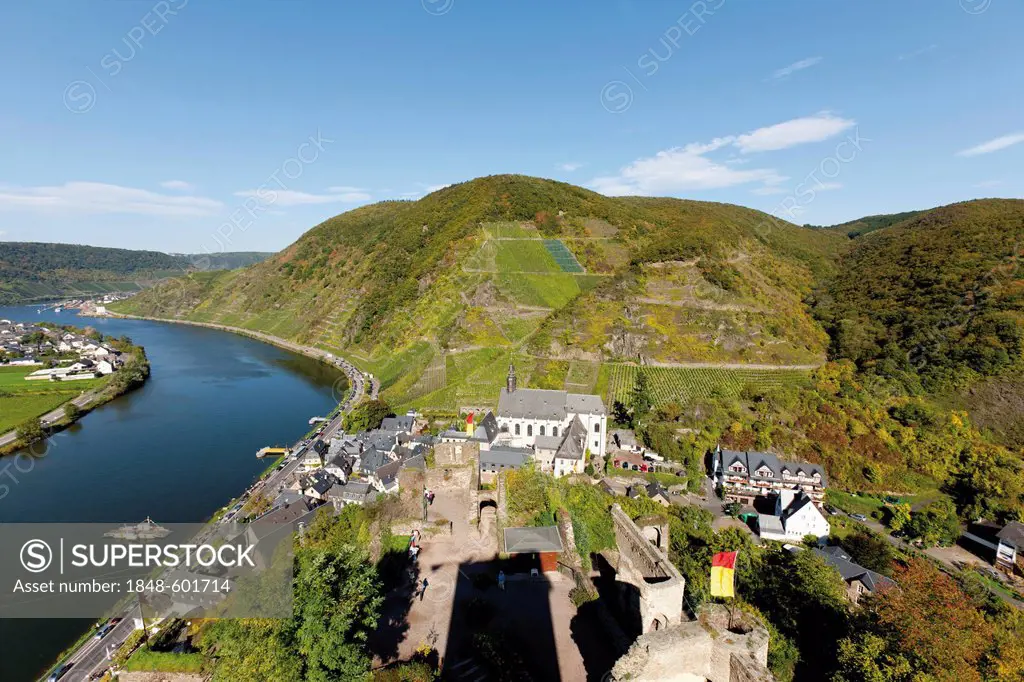 View from the Burg Metternich castle ruins on church and abbey of Beilstein, Moselle, Rhineland-Palatinate, Germany, Europe