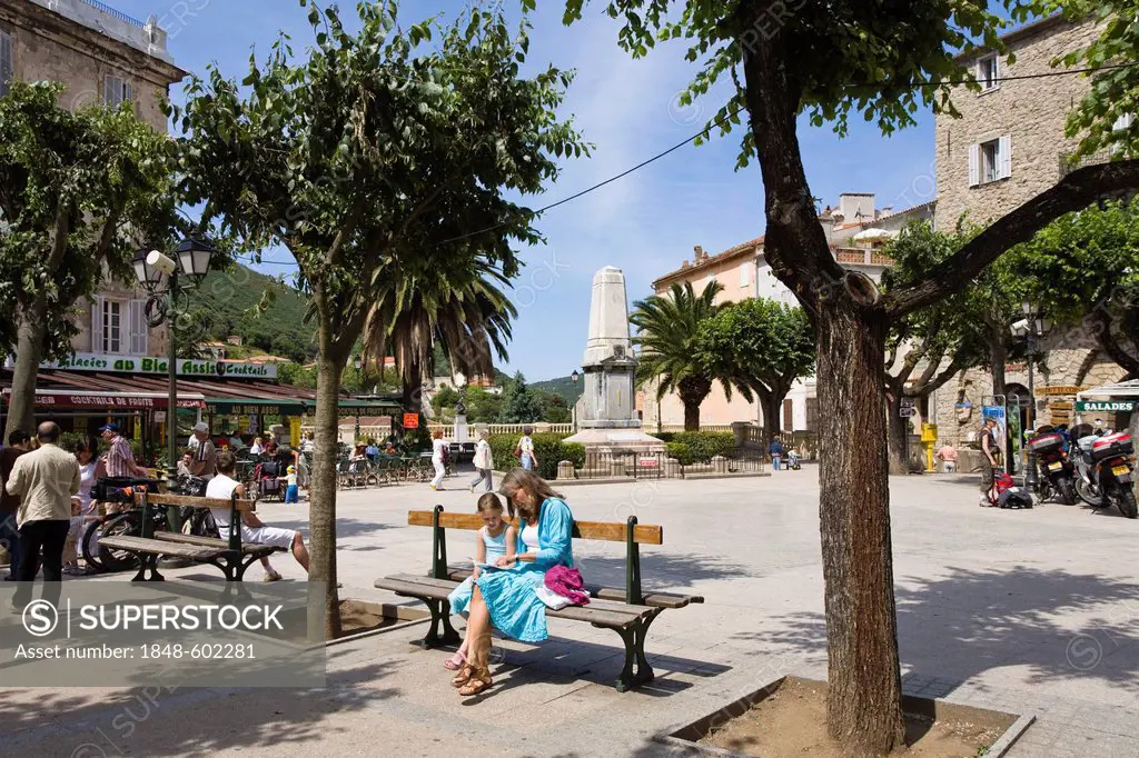 Place de la liberation or Square of Independance, Sartene, Corsica, France, Europe