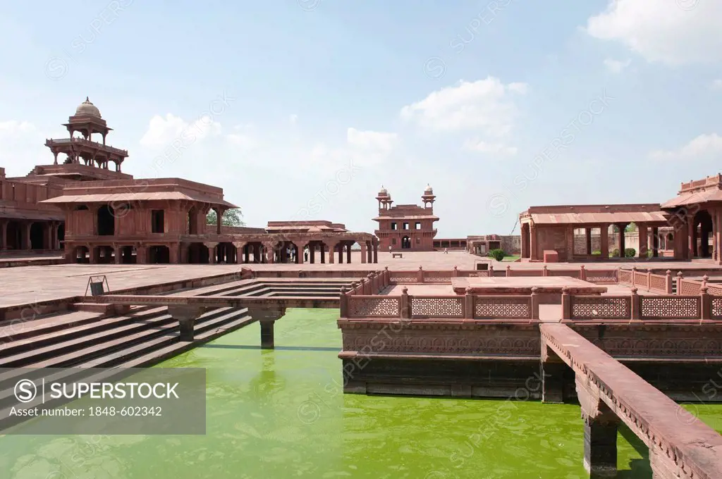 Mughal architecture, Royal Palace, Ghat with water basin, green water, Panch Mahal, a five-story palace and the Diwan-i-Khas audience hall, Fatehpur S...