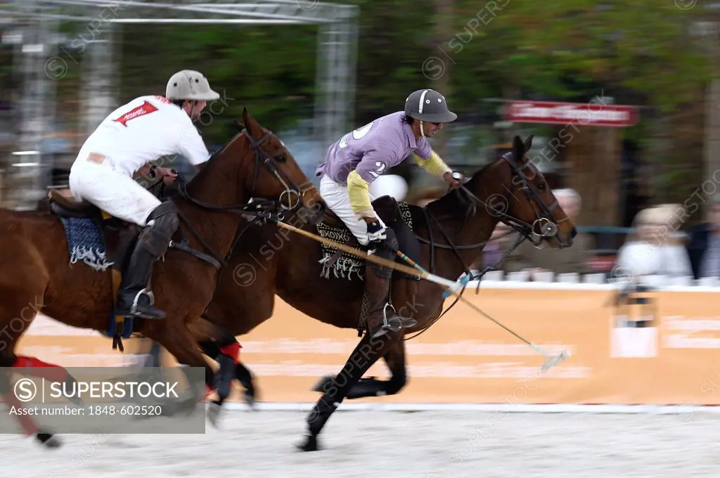 Sven Schneider, left, Radio Gong, 96, 3 polo team, Cristobal Durrieu, right, Baltic Polo Events Polo Team, Airport Arena Polo Event 2010, Munich, Uppe...