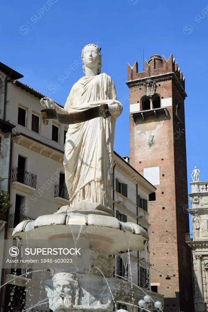 Fountain with the Madonna Verona statue, Piazza delle Erbe square, Verona, Veneto region, Italy, Europe