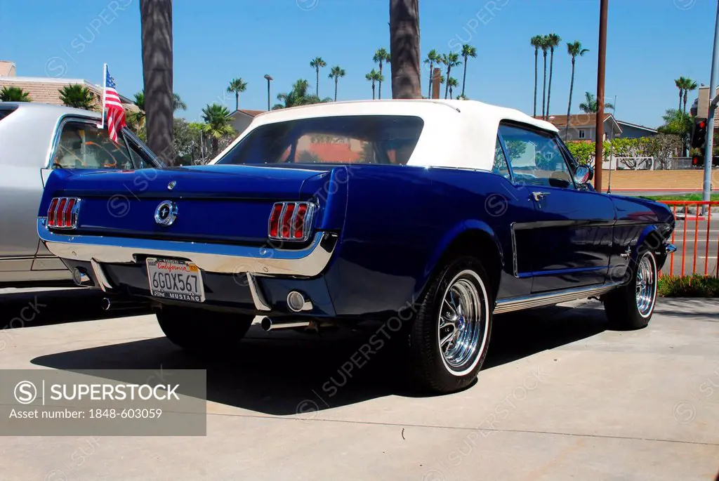 Ford Mustang convertible in Huntington Beach, California, USA, America