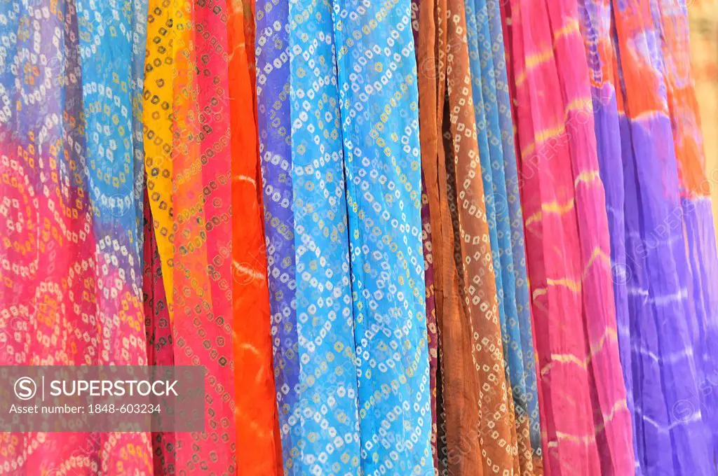 Colourful fabrics, silk and cotton, Jaipur, Rajasthan, northern India, Asia