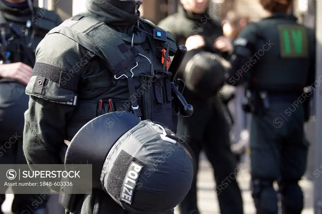 Police officers in protective clothing at a neo-Nazi demonstration in Koblenz, Rhineland-Palatinate, Germany, Europe