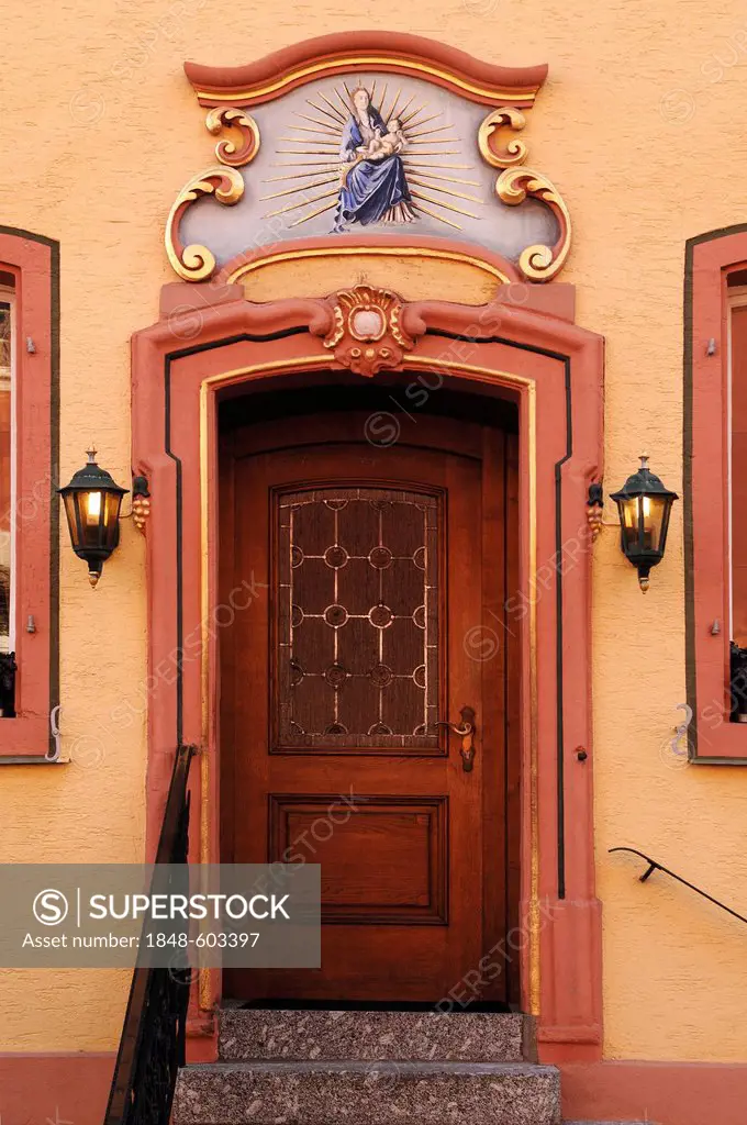 Old entrance door, Gasthaus Ochsen inn, Kirchstrasse street 3, Ettenheim, Baden-Wuerttemberg, Germany, Europe