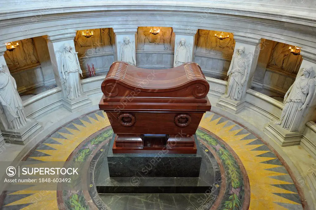 Crypt tomb of Napoleon, Dome des Invalides or Eglise du Dome church, Napoleon's tomb, Paris, France, Europe