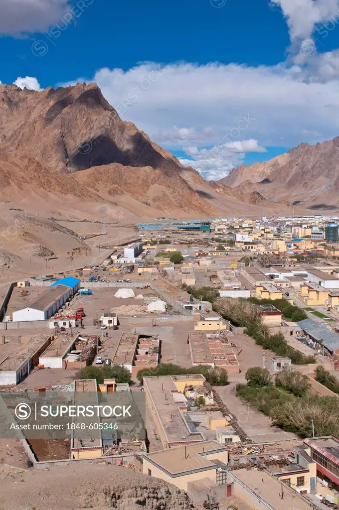 Town of Ali, Shiquanhe, most western city of Tibet, Asia