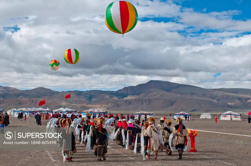 Traditional festival of the tribes in the Gerze, Western Tibet, Asia