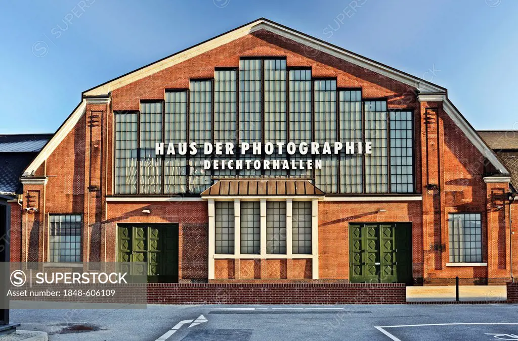 Haus der Photographie, House of Photography in the Deichtorhallen Art Gallery in Hamburg, Germany, Europe