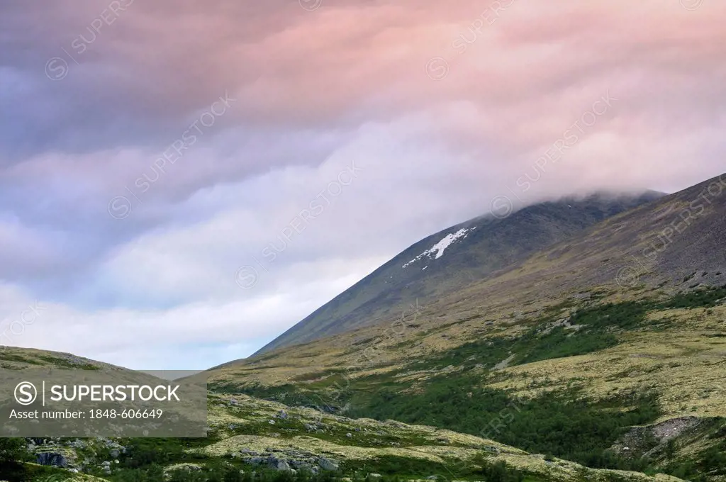 Mountain landscape in the Rondane National Park, Norway, Scandinavia, Europe