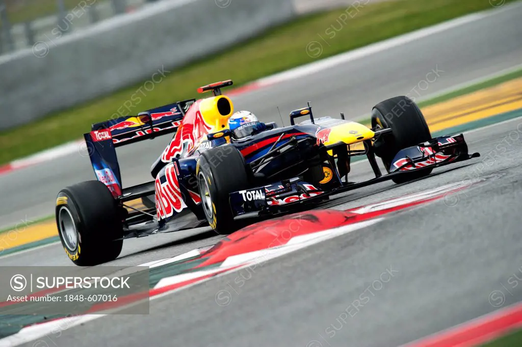 Sebastian Vettel, Germany, in his Red Bull Racing-Renault RB7, Formula 1 testing at the Circuit de Catalunya race track in Barcelona, Spain, Europe