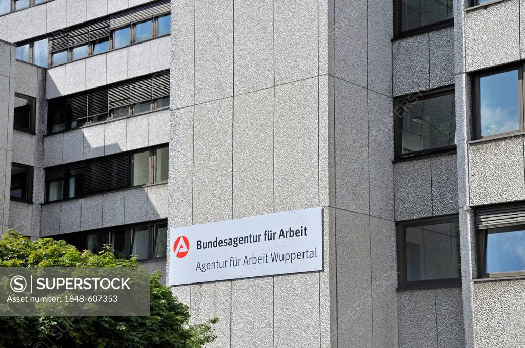 Agentur fuer Arbeit employment agency, logo and lettering on the building's facade, Wuppertal, Bergisches Land, North Rhine-Westphalia, Germany, Europ...