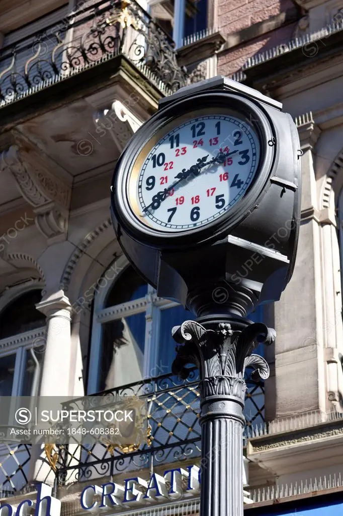 Old town clock, Sophienstrasse, Baden-Baden, Baden-Wuerttemberg, Germany, Europe