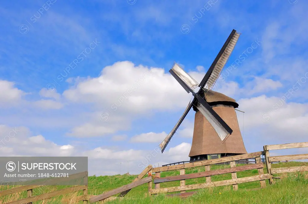 Windmill, Schermerhorn, northern Netherlands, Netherlands, Europe