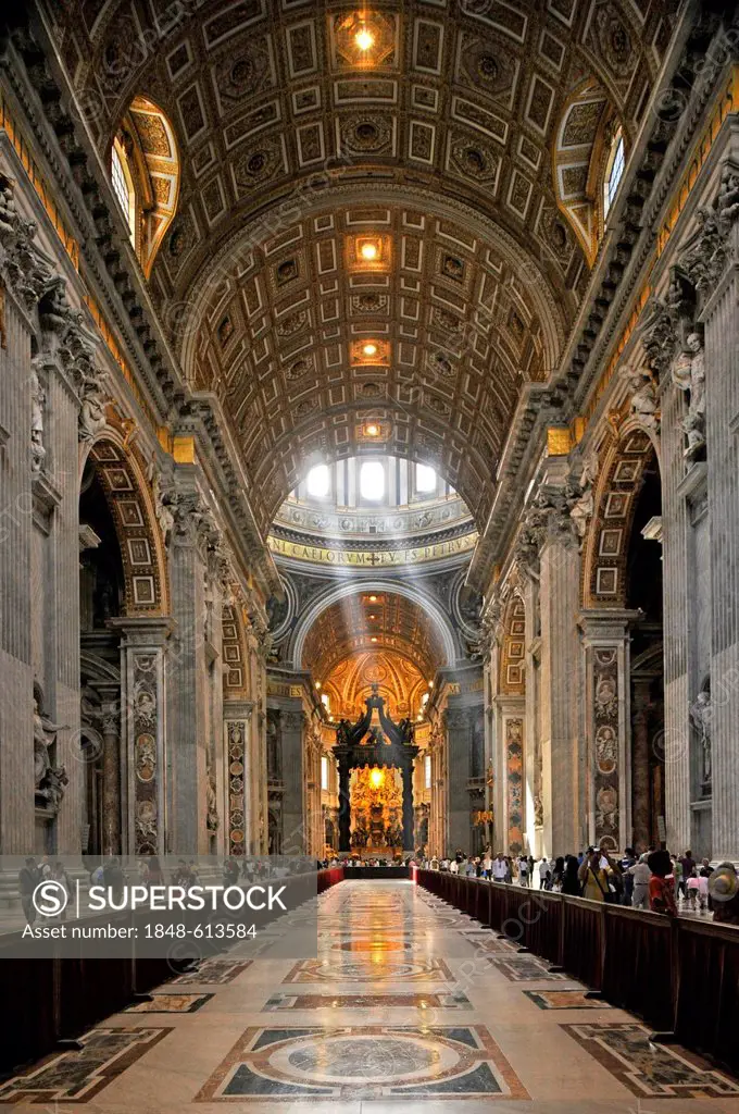 St. Peter's baldachin, Bernini's baldachin, center nave of St. Peter's Basilica, Vatican City, Rome, Lazio region, Italy, Europe