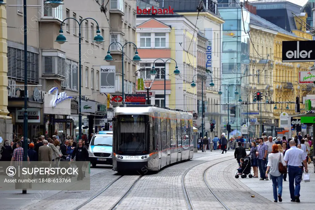 Shopping street, Cityrunner tram, Landstrasse street, Linz, Upper Austria, Austria, Europe, PublicGround