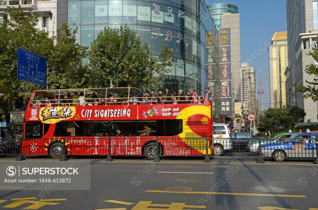 Sightseeing tour bus, Shanghai, China, Asia