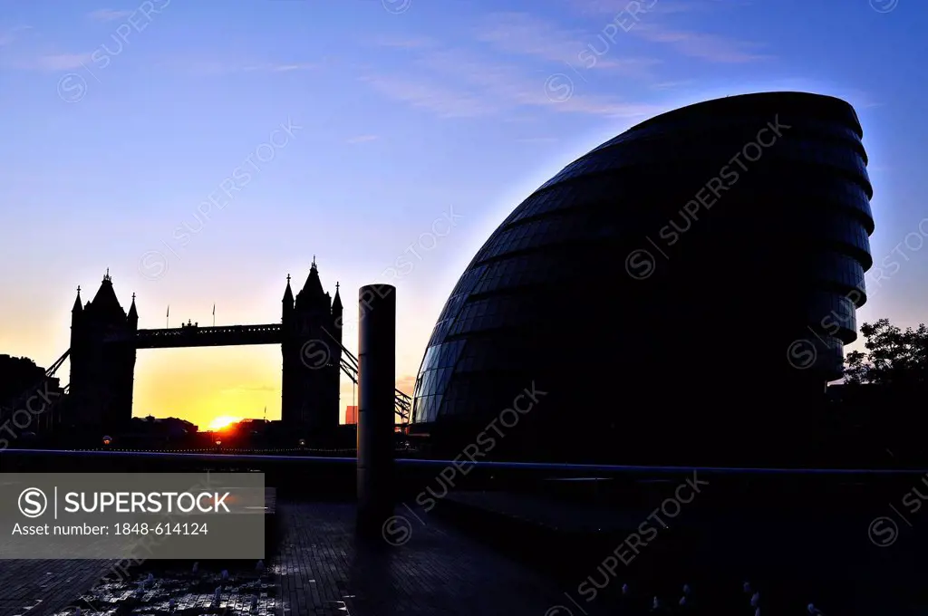 Tower Bridge and the City Hall in the morning, London, England, United Kingdom, Europe